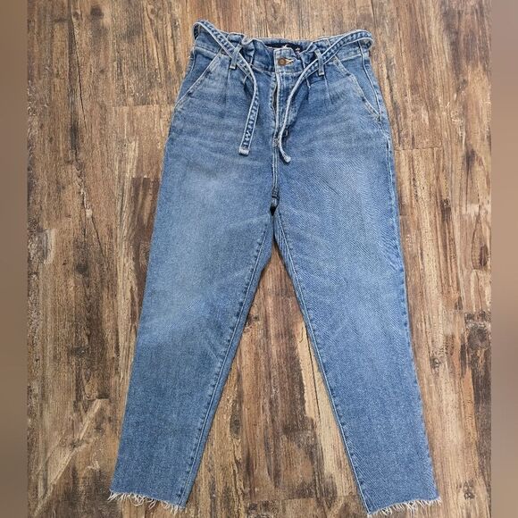 Hollister Denim - Hollister Ultra High Rise Mom Jeans Vintage Stretch Paper Bag Belted Raw Hem